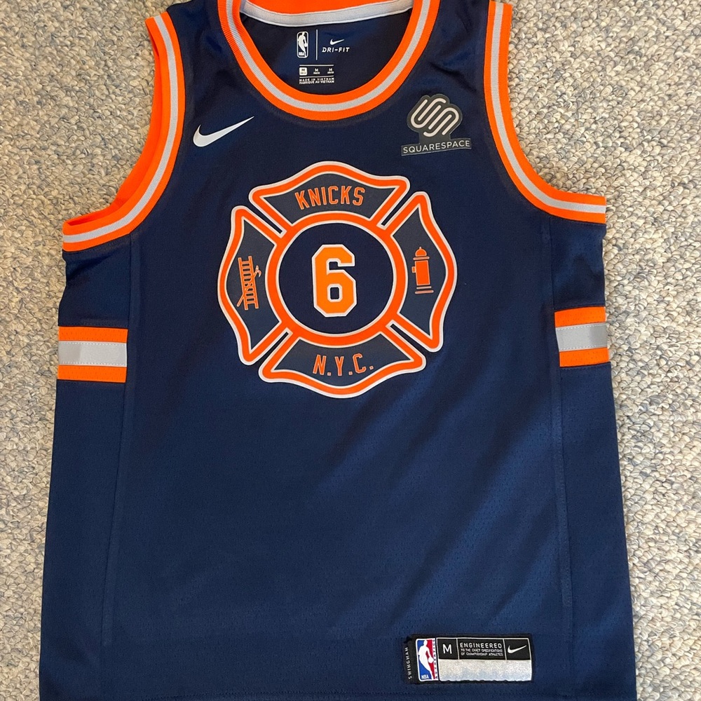 Kristops Porzingis NY Knicks FDNY Jersey medium youth